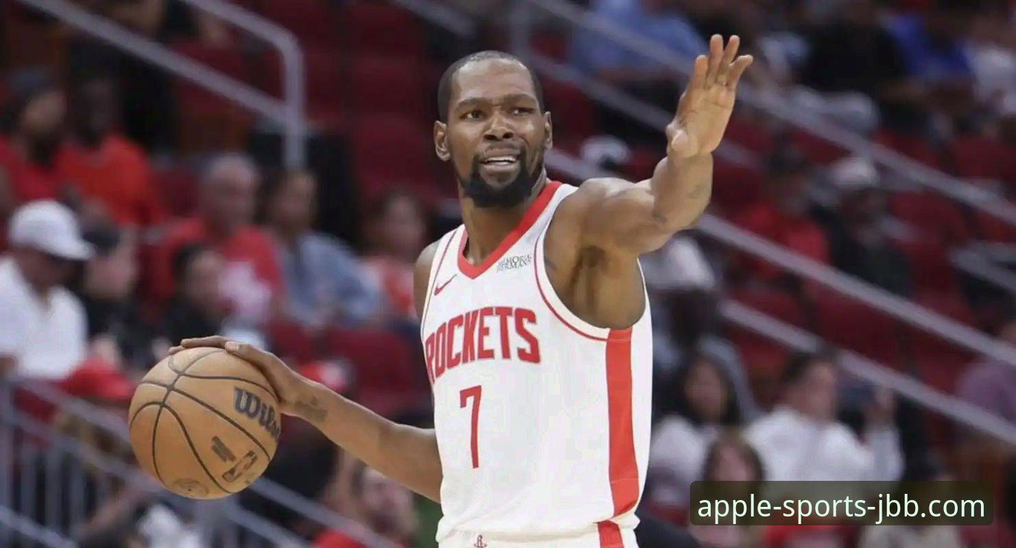 火箭主场大胜尼克斯：一场攻防节奏的全面解析